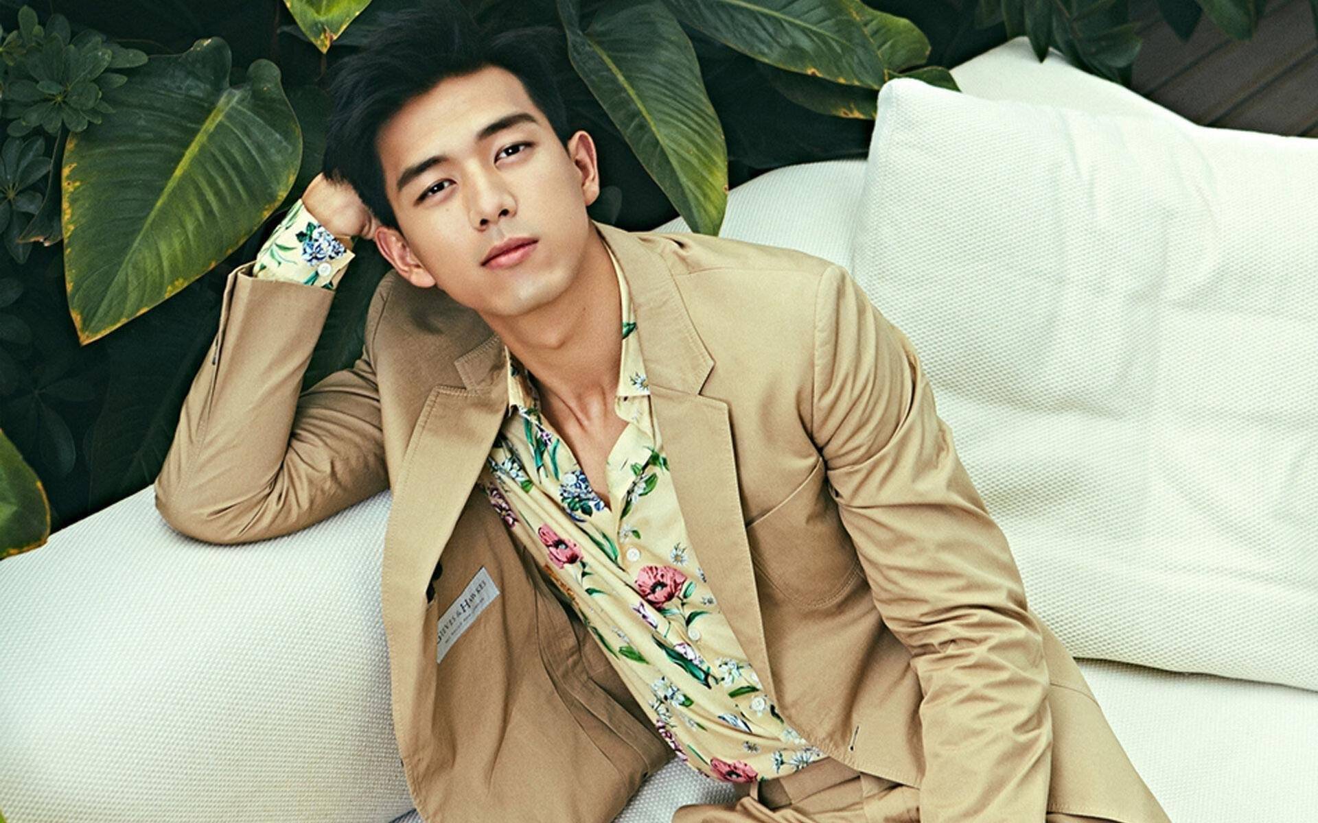 梦幻对决,当东契奇的绝技遇上广东队的铁壁,压力中绽放的篮球之光